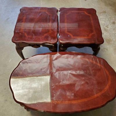 2222	
Coffee Table and 2 End Tables
Coffee Table and 2 End Tables
