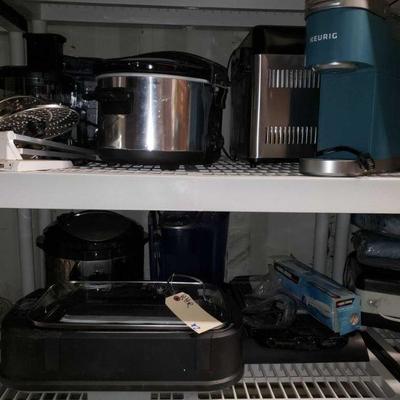 515 â€¢Electronic Kitchen Appliances
Includes Ninja Blender with Base not included, Hamilton Beach pressure cooker, 2 Keurig Coffee...