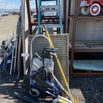 10095	
Garden Tools, Walker, Animal Kennel, and Ladders
Garden Tools, Walker, Animal Kennel, and Ladders