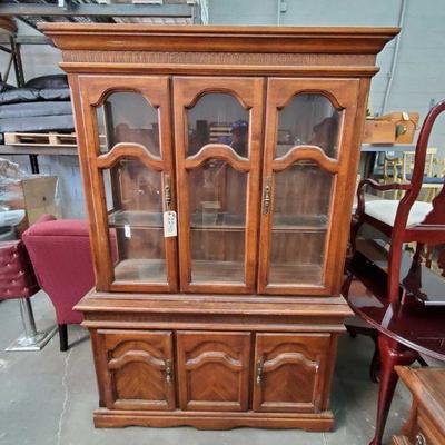 2240	
Wooden Hutch
Wooden Hutch Approx. 79"T x 17.5" W x 53.5"L