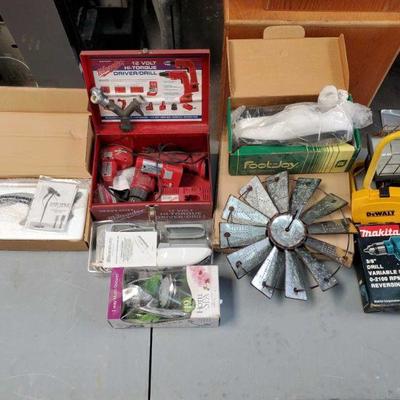 2124	
Milwaukee Cordless Drill, Makita Drill, Dewalt Drill Bits, Foot-Joy Golf Shoes and More
Milwaukee Cordless Drill, Makita Drill,...