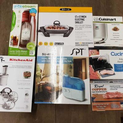 4514	

Food Processor, Electric Skillet, Sandwich Grill and more!
Also includes folding Food Slicer, Royal Copper Defrosting Tray and...
