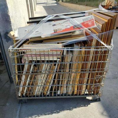 2000	
Canvas Frames and Some Art Work
Canvas Frames and Some Art Work
