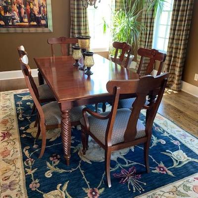 Ethan Allen Livingston Mahogany Dining Table with 6 Chairs $1300.00
