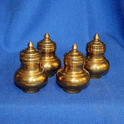 Lot 209: 4 Brass Thaibron Shakers, slight verdigris on 2  @20