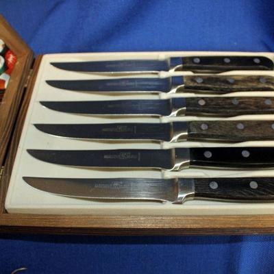 Lot 211 Knives