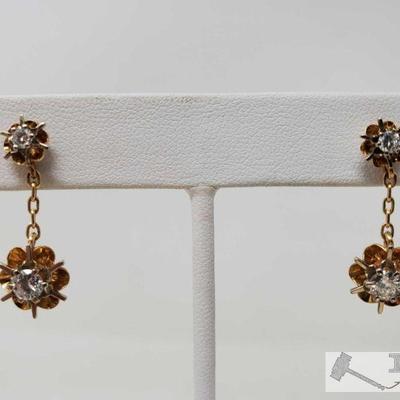 536	

14k Gold Diamond Dangle Earrings, 3.7g
Weighs Approx 3.7g, Comes With Case