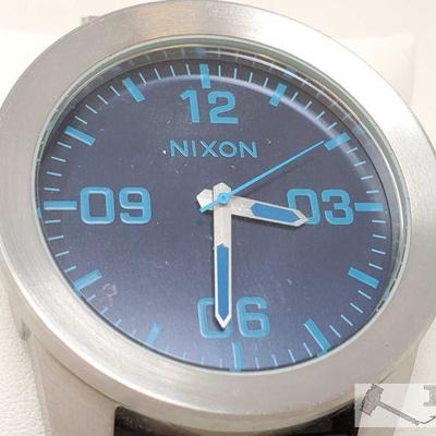 740	

Silver Nixon Watch
Silver Nixon The Corporal watch