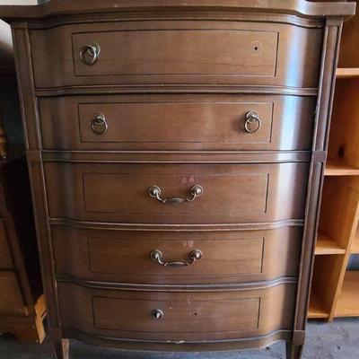 Vintage Wooden 5Drawer Dresser