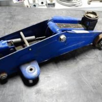 Blue Floor Jack Missing Handle and 2 casters