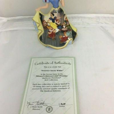  $40 	https://www.ebay.com/itm/114197324127	BR014: Disney "Forever Snow White" Bradford Exchange Editions Figurine 2nd Issue...