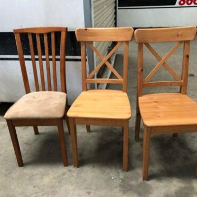 https://www.ebay.com/itm/124151298885	PA010: Wooden Chair 17"x17.5"x36"	 $15 Each 
