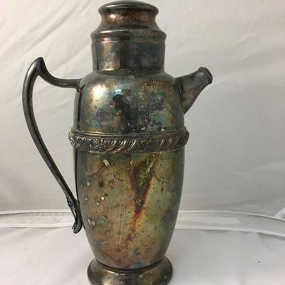 https://www.ebay.com/itm/114209679334	KB0129: F.B. Rogers Silver Co. Silver on Copper Pot with Screwable spout cover	$15 
