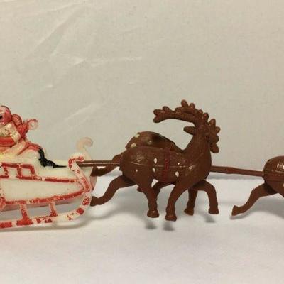 https://www.ebay.com/itm/124164828620	KB0126: Vintage Hard Plastic Santa in Sleigh with 3 Reindeer Made in Hong Kong	 $10 
