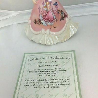  $40 	https://www.ebay.com/itm/124163959182	BR019: Disney "Cinderella's Wish" Bradford Exchange Editions Figurine 7th...