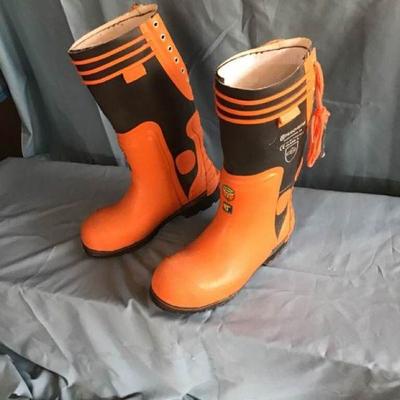 Heavy Duty Husqvarna Chain Saw Boots