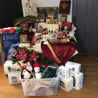 Christmas, Dept. 56 Dickens Village & More