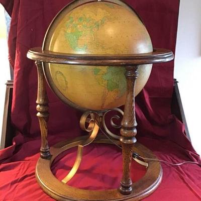 16in Heirloom Lighted Globe