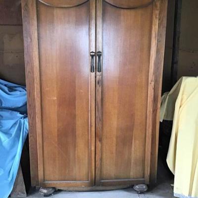 Vintage Wardrobe