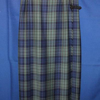 Lot 364: Laura Ashley Buckle-on Kilt Waist 29, Length 35  $20
