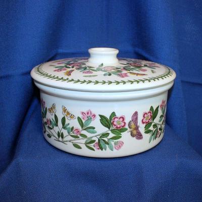 Lot 322: Portmerion Botanic Garden 8" Lidded Casserole dish   $45