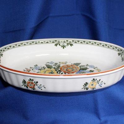 Lot343: Villeroy and Boch Alt AMsterdam Oval Baking Dish  13 x 8  $60