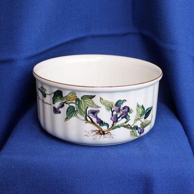 Lot 335 Villeroy and Boch  Botanica   $40