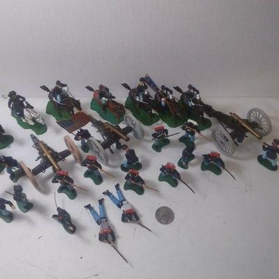 https://www.ebay.com/itm/114220339344	BU3060 VINTAGE LOT OF USED TOY PLASTIC CIVIL WAR SOLDIERS UNION ARMY OF THE POTOMIC HAND PAINTED ....