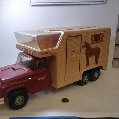 https://www.ebay.com/itm/124183720235	BU3056 VINTAGE 1960s BUDDY L RED TRUCK WITH TAN HORSE TRAILER ON BACK PRESSED STEEL MARKED BUDDY L...