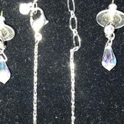 Close of of same set 