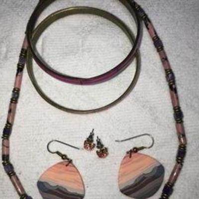 J#29 Pinkish Sunset & Mother of Pearl Lot 5 pcs $25. 