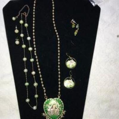J#11 Silvertone 5 piece Green $ 55. 