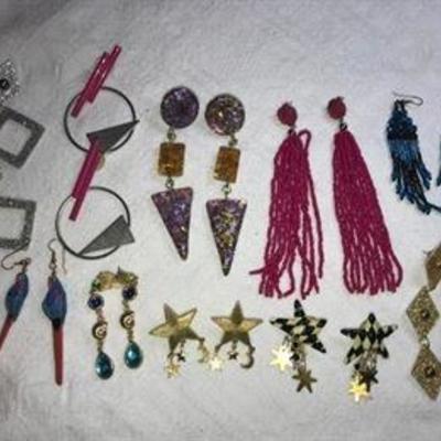 J #41 Style of the 1980 s is back 10 Pairs of Pierced earrings $20 
