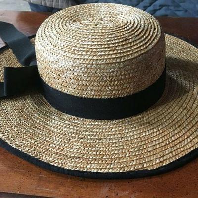 https://www.ebay.com/itm/114208569723	KB0135: Vintage Yvonne La Fleur New Orleans Straw Hat with Ribbon	 $40 
