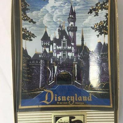 https://www.ebay.com/itm/124156198681	KB0111: Vintage 1960's Sleeping Beauty's Castle Disneyland Tray Gift by Houze Art Productions,...