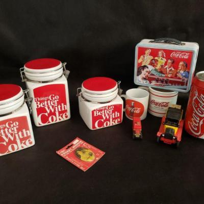Coca-Cola Canisters and Collectibles
https://ctbids.com/#!/description/share/409456 