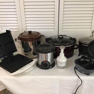 Various Kitchen Appliances