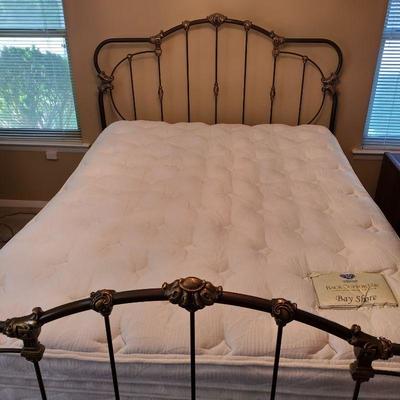 Queen Size Bed w/ Metal Frame