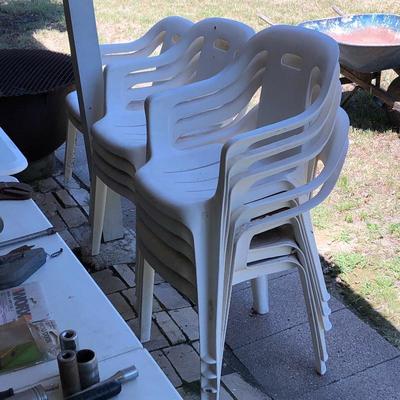 Stackable outdoor chairs 