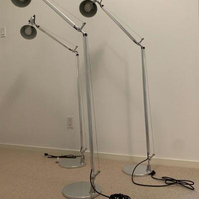 Room and Board Barlow Floor Lamp, Four Available. Find the FULL LISTING, Prices and MAKE AN OFFER, on our website, www.huntestatesales.com 