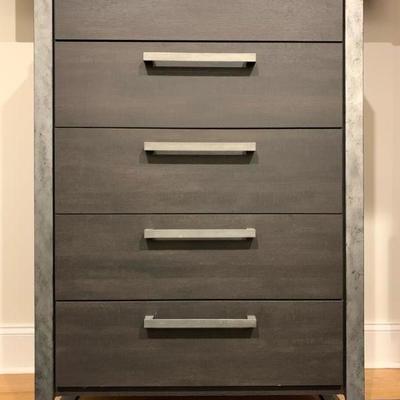 Modern Chest of Drawers with Brushed Steel Frame. Find the FULL LISTING, Prices and MAKE AN OFFER, on our website, www.huntestatesales.com 