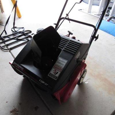 1 stage snow thrower