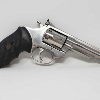 455	

Amaded Rossi M518 .22 LR Revolver
Serial Number- L050298 Barrel Length- 4
