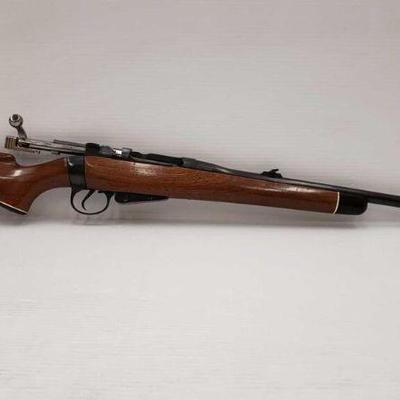 Lot 805 Santa Fe Model 1944 .303 Bolt Action Rifle Serial number: 23688 Barrel length: 22