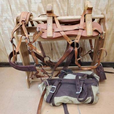 1 Pack Saddle and 1 Pack Bag, Saddle Rack Not Included!
1 Pack Saddle and 1 Pack Bag, Saddle Rack Not Included!