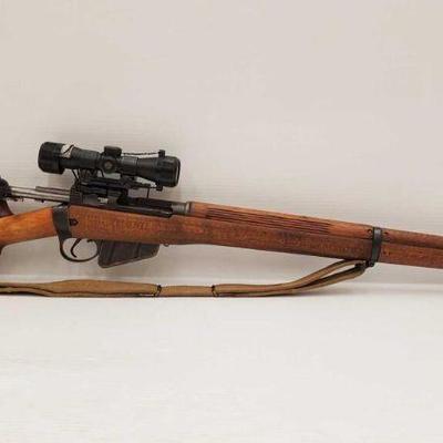 Lot 785  Savage 4 MK1 .303 Bolt Action Rifle with Scope  Serial number: 57C7086 Barrel length: 25