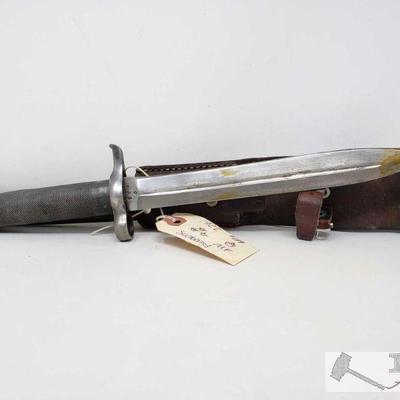 2293	

1922 AIF Bayonet w/Scabbard
Blade stamped EJ AB, 408. Measures approx 8