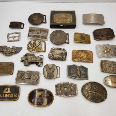 11405	

Aprrox. 25 various belt buckles
Including Snap-on, NRA, Mac Tools, Wells Fargo, and many more