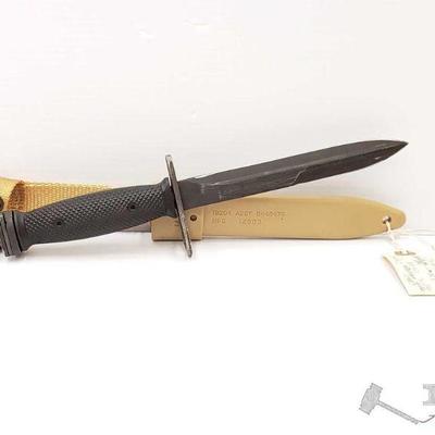 2301	

US M4 Bayo 1987 W/ Scabbard
Blade Measures Approx 6.5