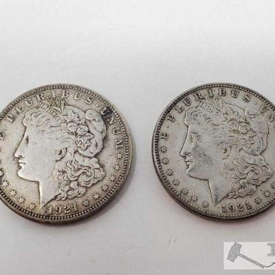 11195: Two 1922 Morgan Silver Dollars - San Francisco Mint